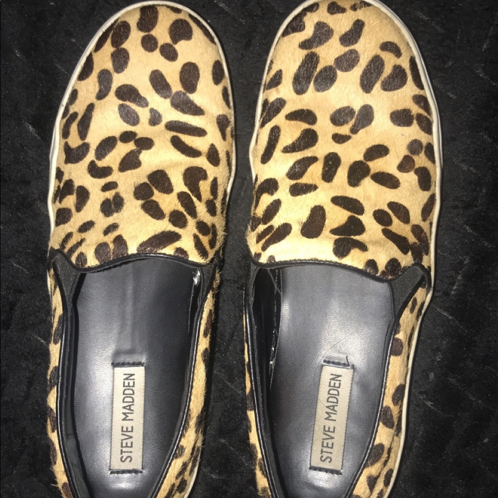 Steve Madden cheetah print shoes